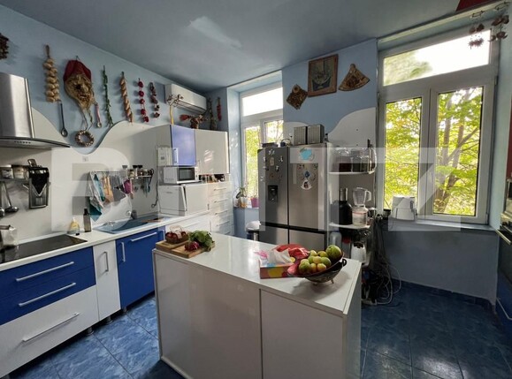 Apartament de vânzare 4 camere Central - 205426AV | BLITZ Satu Mare | Poza1