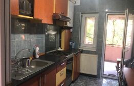 Apartament 3 camere, 2 bai, 2 balcoane , 77 mp, zona Semicentral