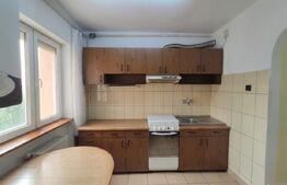 Apartament cu 3 camere, 90 mp, zona 14 Mai
