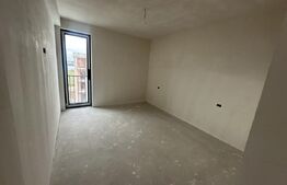 Apartament cu 3 camere, 73 mp, zona Micro 16  