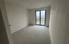 Apartament cu 3 camere, 73 mp, zona Careiului 