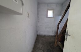 Casa de vanzare, 3 camere, 80 mp, zona Csengersima (Ungaria)