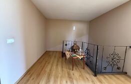 Casa cu 5 camere, 165 mp, zona Paulesti