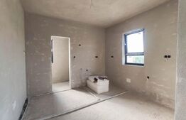 Casa de vanzare, 131 mp, 5 ari teren, zona Paulesti