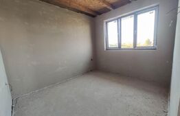 Casa de vanzare, 131 mp, 5 ari teren, zona Paulesti