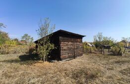 Casa de vanzare, 77 mp, teren 38 ari, zona Viile Satu Mare 