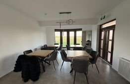 Agropensiune de închiriat, 5 camere, zona Băbăsesti