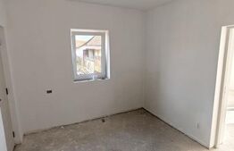 Casa 3 camere, 90 mp, teren 4200 mp, zona Gerausa
