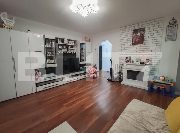 Apartament de vânzare 4 camere Micro 16 - 209533AV | BLITZ Satu Mare | Poza1