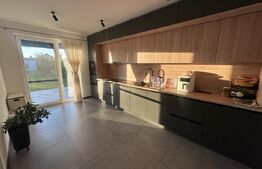 Casa P+E, 260 mp, 1650 mp teren, zona Paulesti 