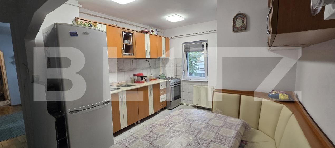 Apartament de vânzare 2 camere Micro 16 - 209599AV | BLITZ Satu Mare | Poza3