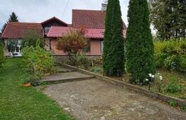 Casa de vanzare, cu 6 camere, 160 mp, zona Barcani 