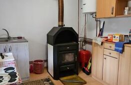 Casa de vanzare, cu 6 camere, 160 mp, zona Barcani 