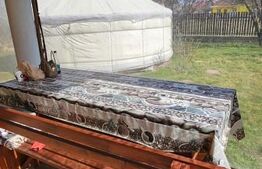 Casa de vanzare, cu 5 camere, 176 mp, teren 861 mp, zona Ciucului