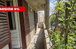 Casa cu 2 apartamente de 3 camere in centru