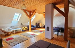 Casă, de vanzare, cu 6 camere, 300 mp, zona semicentrala