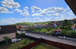 Casă, de vanzare, cu 6 camere, 300 mp, zona semicentrala