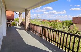 Casă, de vanzare, cu 6 camere, 300 mp, zona semicentrala