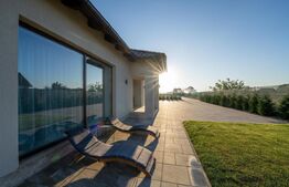 Casă ultra modernă, 280mp – disponibilă imediat