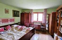 Casă tradițională din lemn, cu teren de 600 mp. - Bodoc 