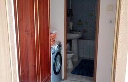 Apartament de vanzare, cu 3 camere, semidecomandat, 63 mp, zona Ciucului