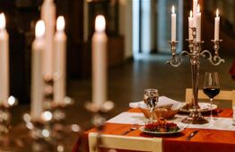 Conac de vânzare 7 camere cu bai proprii, cramă, ciubăr și potențial