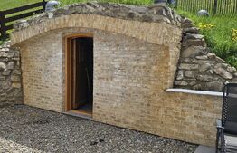 Proprietate de vanzare, cu 5 camere, 202 mp, statiunea de schi, SkiGyimes