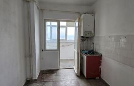 Apartament de vanzare cu 3 camere, 68 mp, zona Spitalului