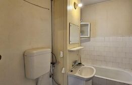 Apartament de vanzare cu 3 camere, 68 mp, zona Spitalului