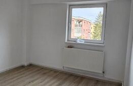 Apartament cu 3 camere, decomandat, str. Grigore Bălan, Sf. Gheorghe