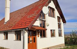 Casă de vanzare, sub pădure, într-un cadru natural deosebit – Sâncraiu