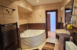 Apartament ultracentral, spațios, cu priveliște panoramică 