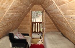 Căsuță de vacanță  lângă Lacul Reci – liniște, natură și confort!