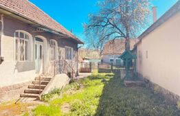 Casa si gradina in Bodoc