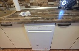 Apartament cu  2 camere complet renovat si mobilat