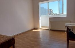 Inchiriere apartament 3 camere decomandate I Vedere superbă la lac,