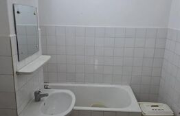 Apartament 3 camere, decomandate, 71 mp, zona Simeria