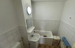 Apartament 3 camere, decomandate, 71 mp, zona Simeria