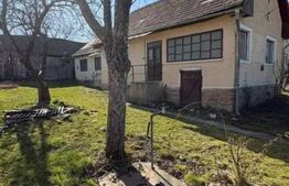 Casa de caramida cu 4 camere