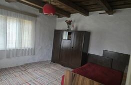 Casa de lemn traditional, 55 mp, zona Zagon