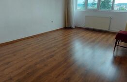 Apartament 3 camere decomandate, etaj 3/8, 71 mp, zona Garii