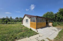Casa noua cu terasa generoasa si teren, comuna Moacsa