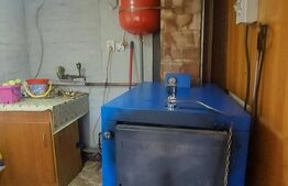 Vila cu teren intravilan, 4.400 mp, Valcele