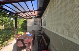 Casă tradițională din lemn – refugiul perfect într-o oază de liniște
