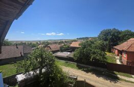 Casa de caramida moderna cu vedere panoramica