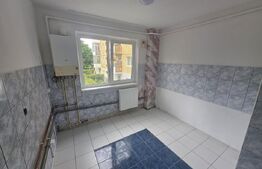 Apartament luminos cu 3 camere