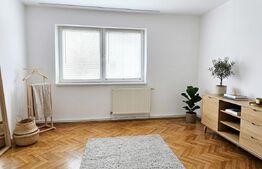 Apartament cu 3 camere, 66 mp, zona Simeria