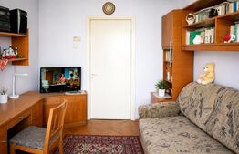 Apartament 3 camere de vanzare, 66 mp, zona Simeria
