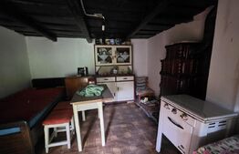 Casa de lemn, 55 mp, teren 3.618, zona Moacsa
