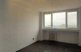 Apartament 3 camere, 67 mp, zona Simeria
